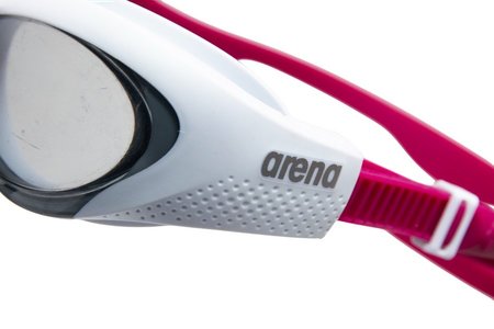 Arena THE ONE WOMAN
